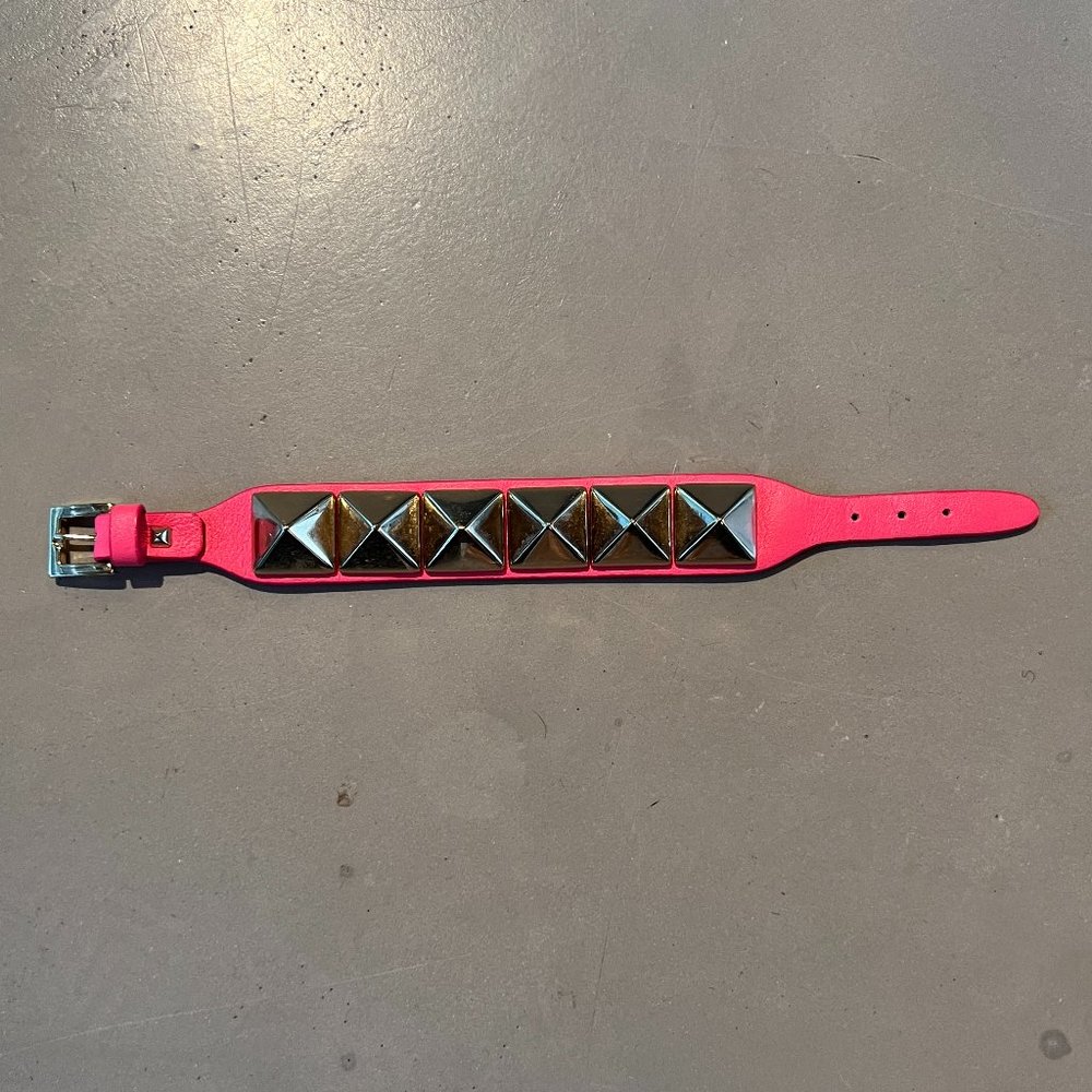 Valentino Rockstud Buckle Bracelet Pink With Silver Studs